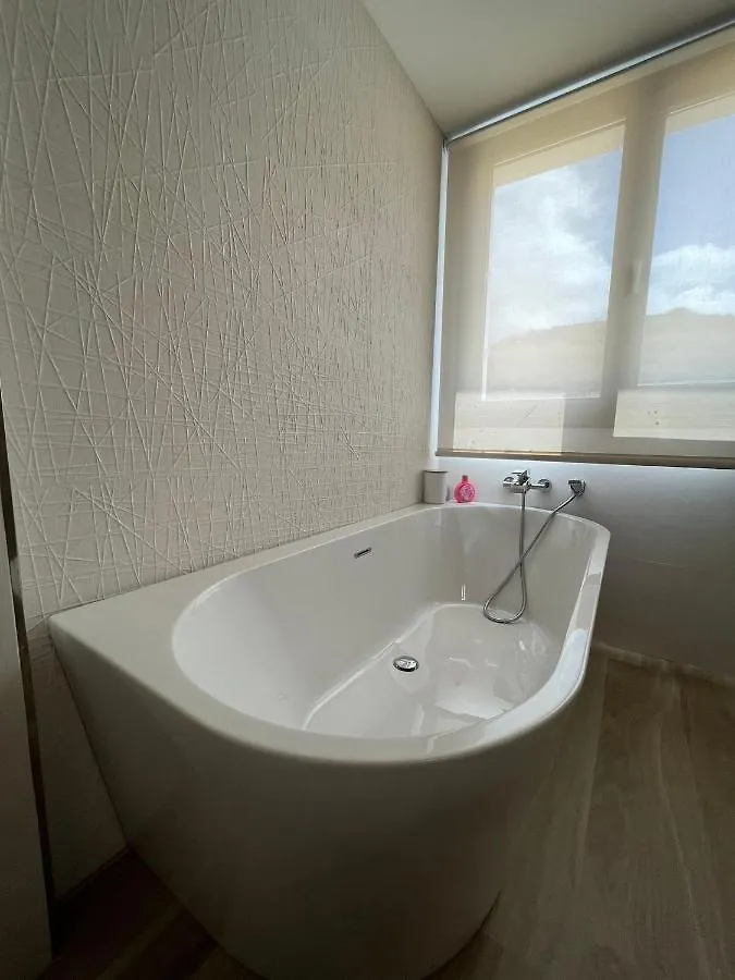Oasis Prestigio Villa Huetor Vega 0*,